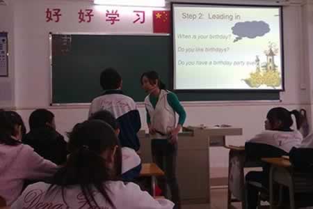 东方村尾学校中学英语组教研活动