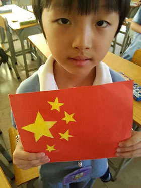 首页 东方村头小学 校园新闻 >>详细页面     国旗是象征着国家的旗帜